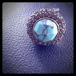 Chloe and Isabel turgoise ring size 6
